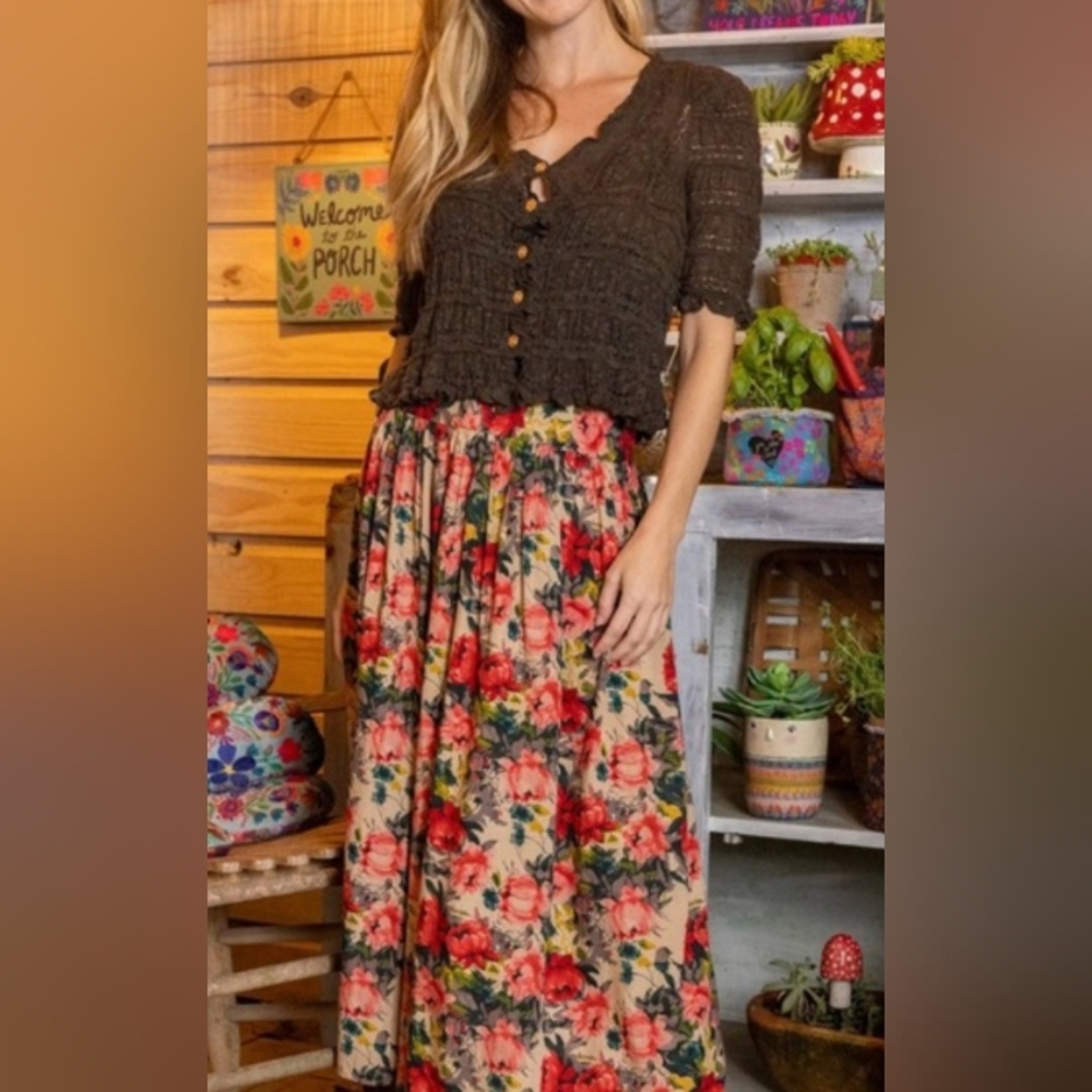 NATURAL LIFE Floral Midi Skirt With Side Slit - Picture 3 of 6